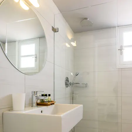 De_naxia Перисса